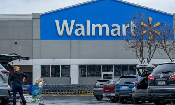 Walmart registra vendas abaixo do esperado à medida que consumidores reduzem gastos
