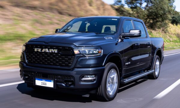 Ram 1500 Big Horn 2026 chega ao Brasil mais barata que Chevrolet Silverado e F-150