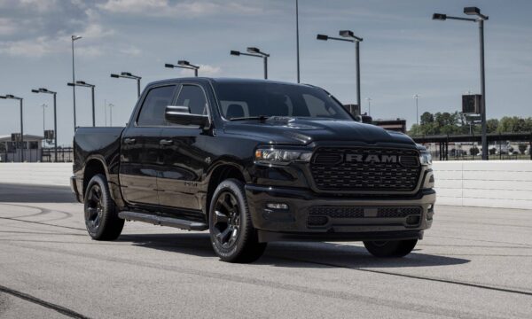 Ram confirma volta da 1500 com motor V8 Hemi ao Brasil para 2027