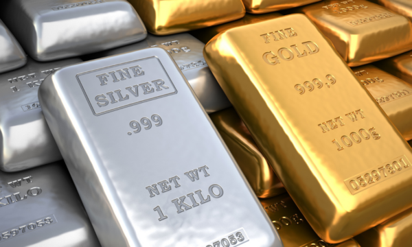 Ouro recua com fortalecimento do dólar e avanço dos Treasuries após inflação dos EUA