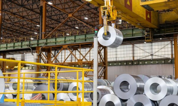 ArcelorMittal anuncia investimento de até R$ 5 bi na unidade Tubarão, no ES; projeto deve gerar 3 mil empregos