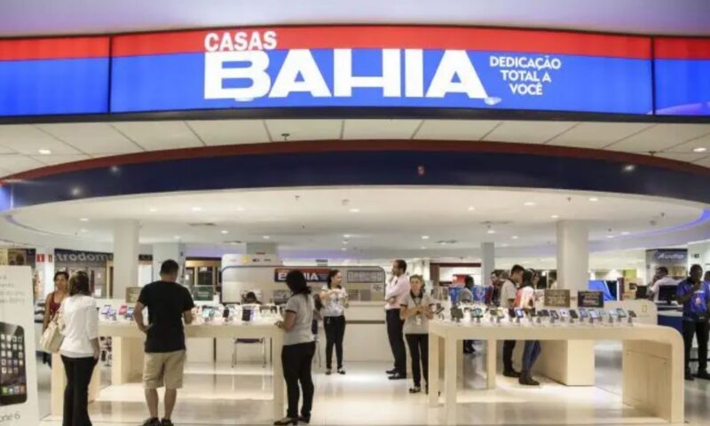 Justiça suspende demissões de funcionários da Casas Bahia após fechamento de três lojas no ES