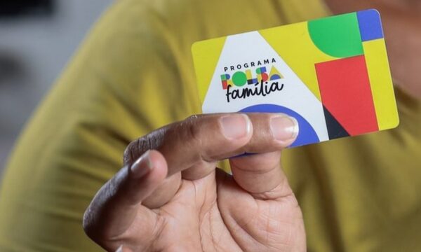 Bolsa Família: de R$ 70 a R$ 700; veja como o valor do benefício mudou em 23 anos