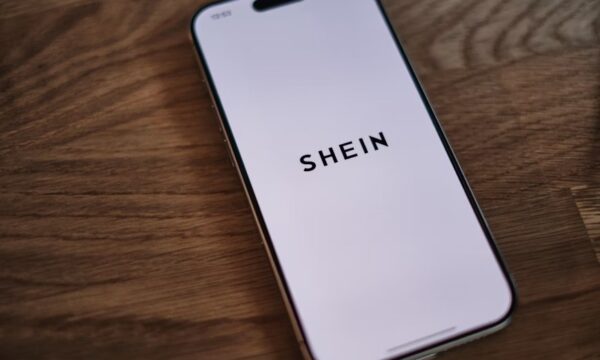 Shein registra forte queda nas vendas na Europa após aumento de preços