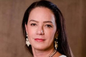 Casas Bahia (BHIA3) recruta Camille Faria, ex-Americanas, para liderar negociações com credores