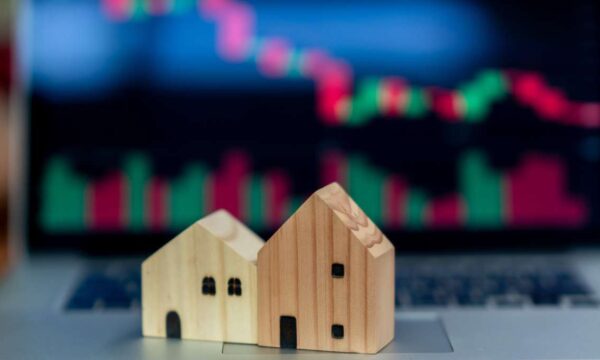 Fundo imobiliário de tijolo anuncia troca de administrador e mudanças no regulamento; veja o que muda